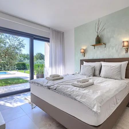Villa Bianca By Interhome Buzinija